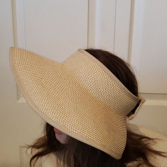 Sun 🌞 Day Afternoons Straw Hat - Picture 2 of 8